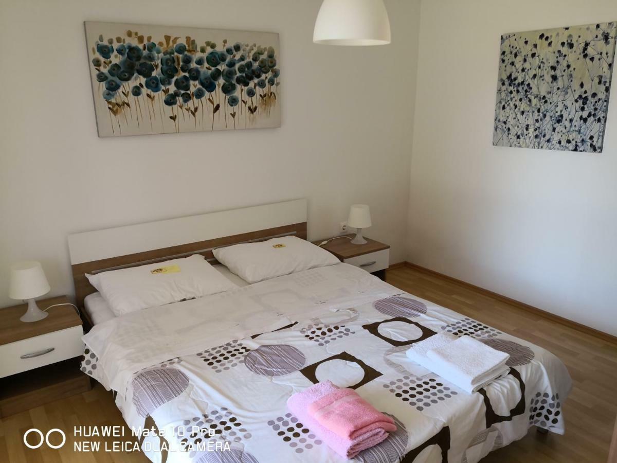 Apartmans Luce E Stella Malinska Exteriör bild